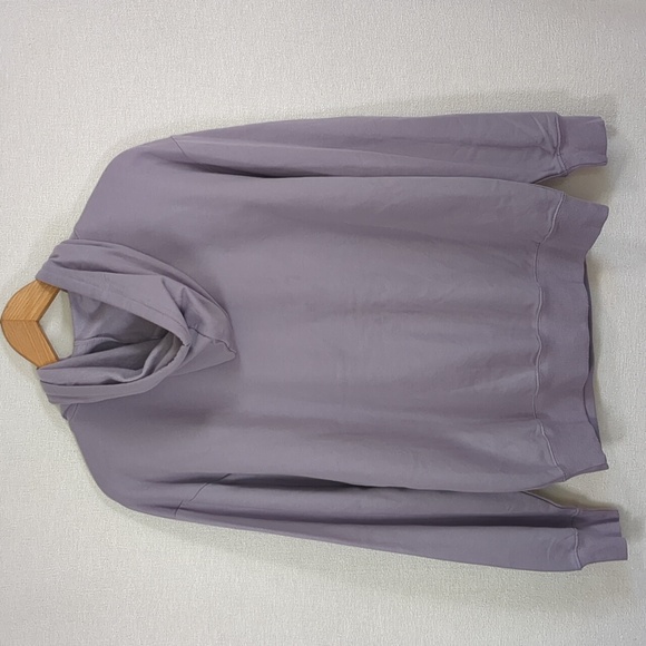 NWT Disney Women's Encanto Light purple Hoodie with Kangaroo Pocket Size Small - Picture 6 of 10